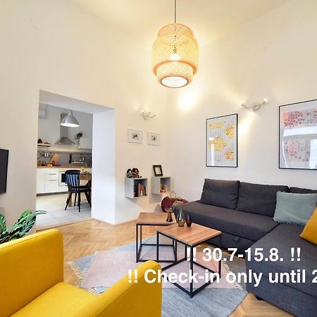 Hygge Apartment Загреб Экстерьер фото