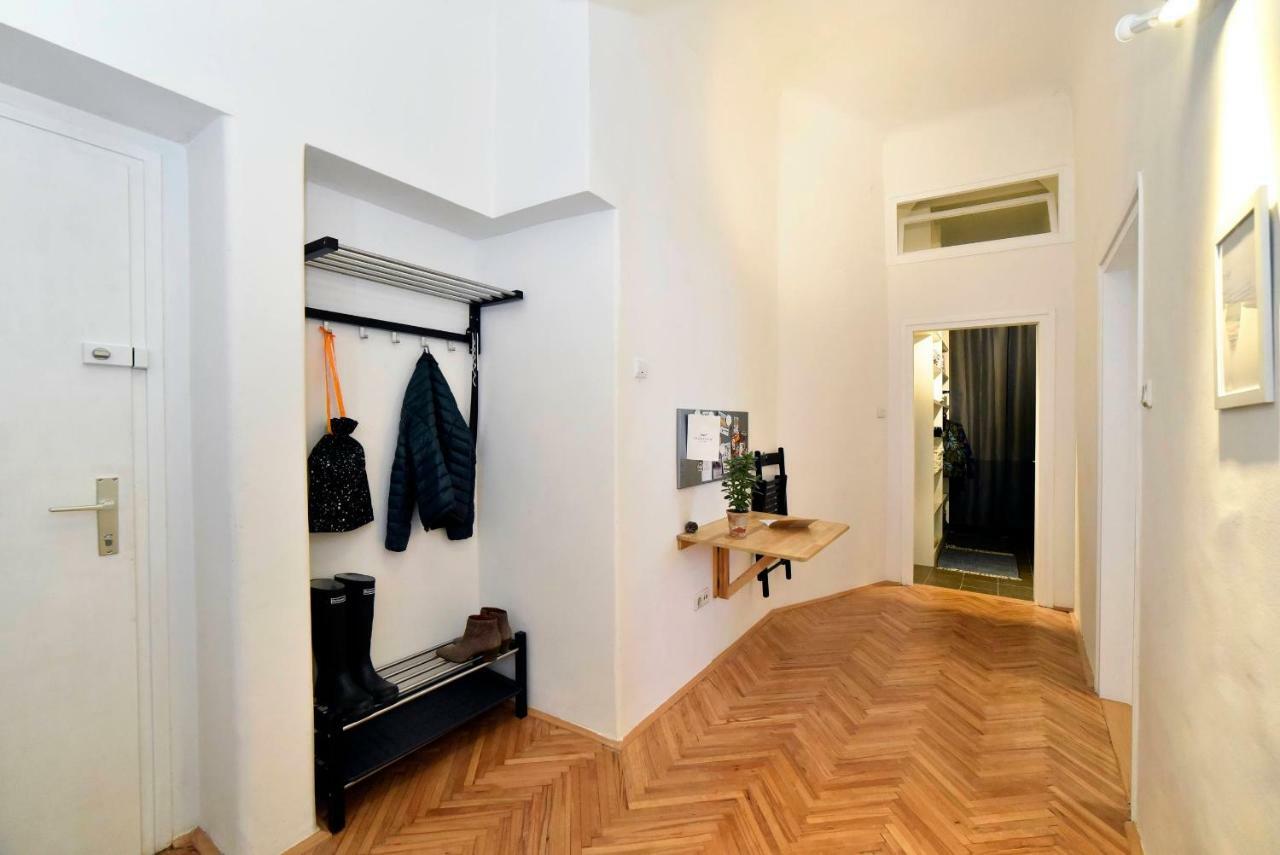 Hygge Apartment Загреб Экстерьер фото